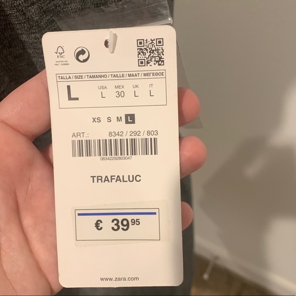 (NWT) Zara Dress Size L - Picture 5 of 5